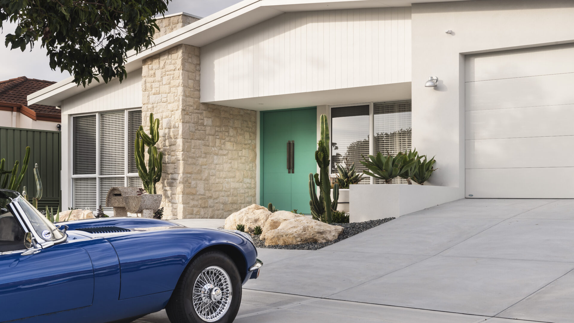 Palm Springs: Retro style Home - exterior