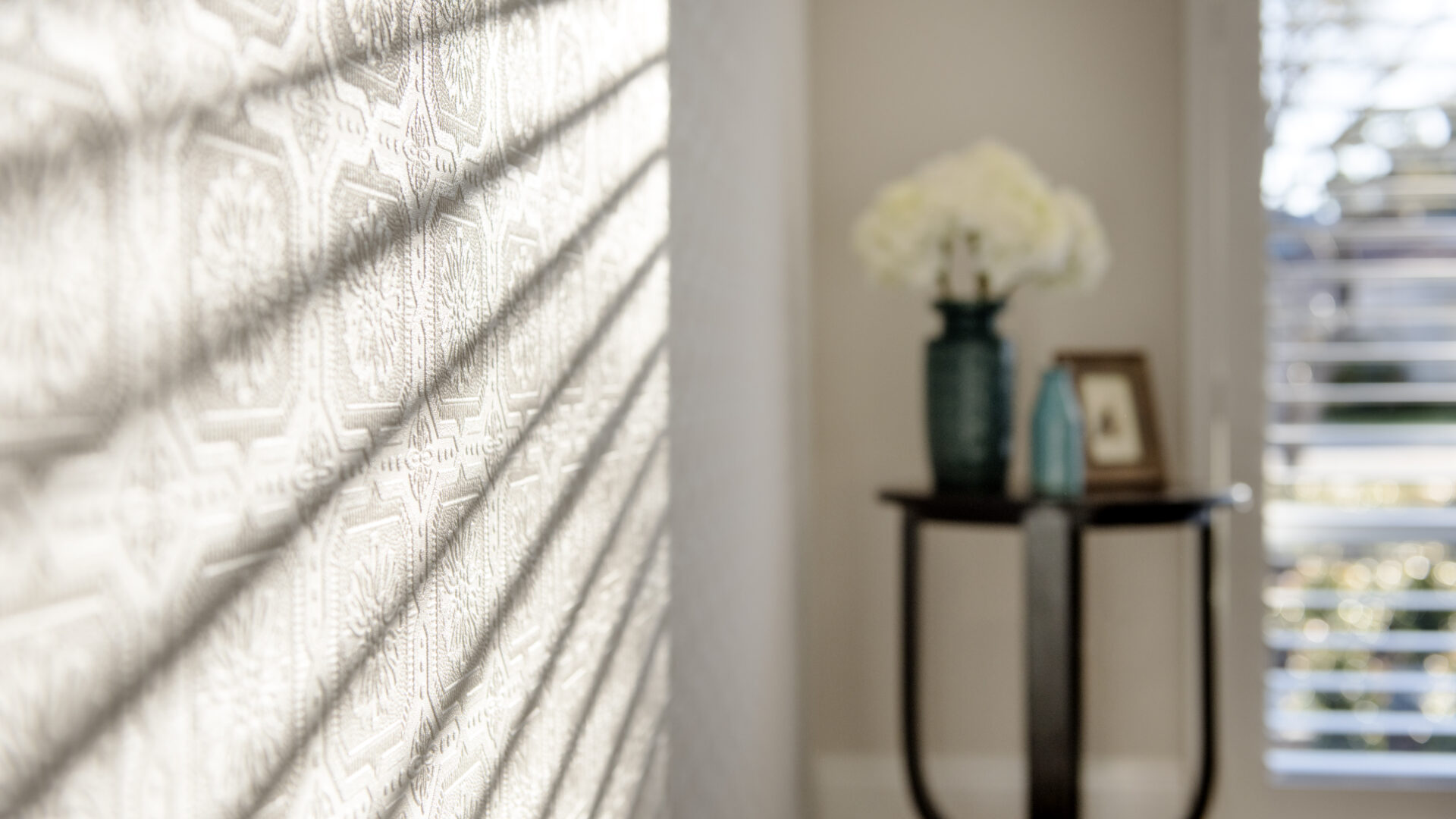 Top ideas for wallpaper feature walls Top ideas for wallpaper feature walls