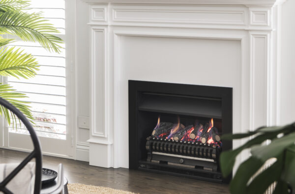 Whitsunday: Coastal Plantation style - fireplace