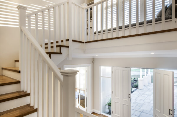 Long Island: Luxury Hamptons Home Perth - staircase