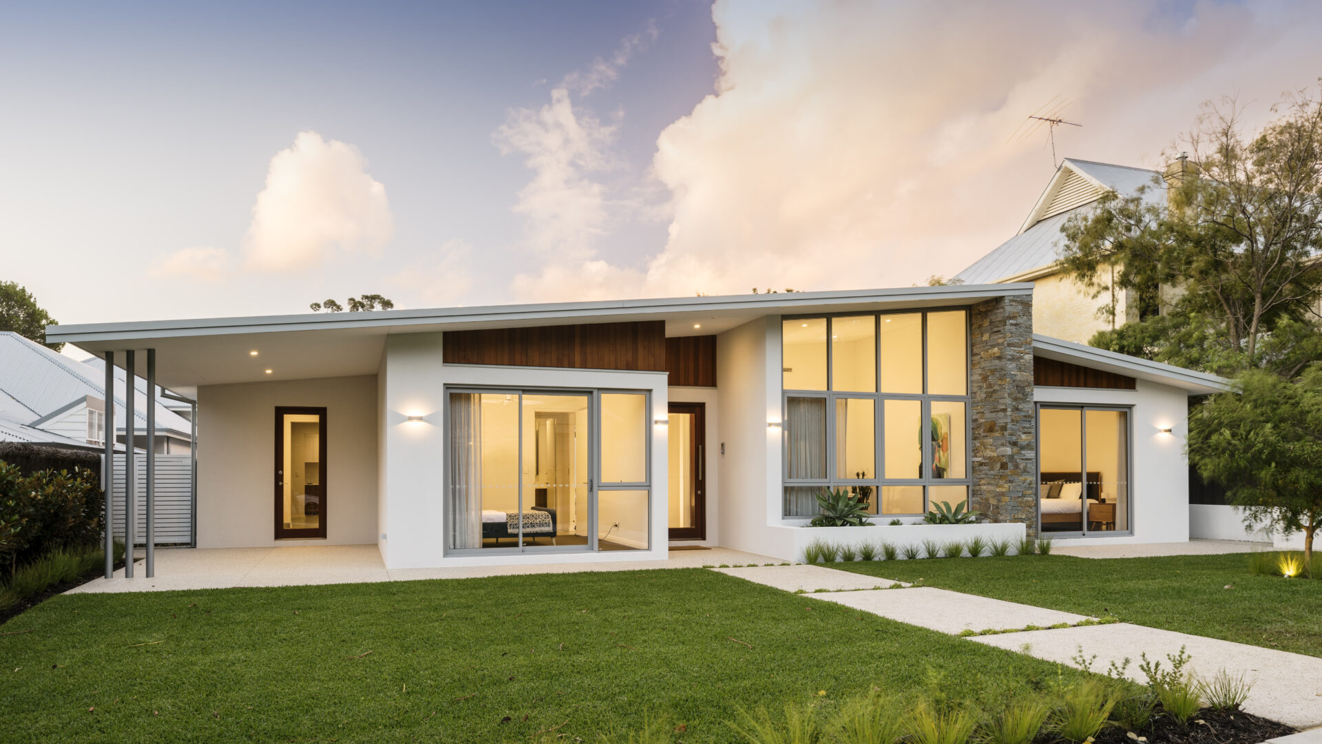 MCM: Luxury mid-century modern Home Perth - exterior