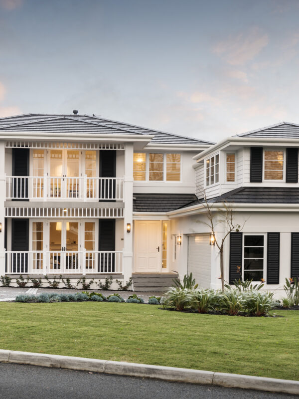 Whitsunday: Coastal Plantation style -Exterior