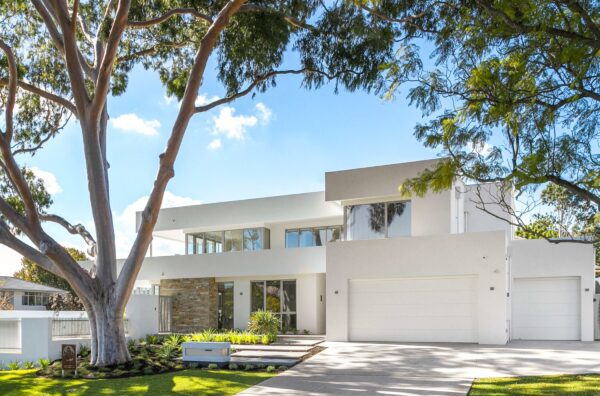 The Modernist: Floreat Contemporary Custom Home Perth