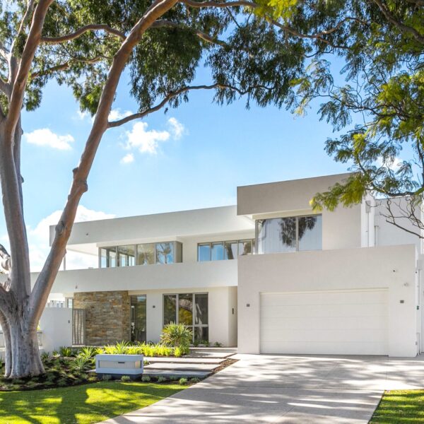 The Modernist: Floreat Contemporary Custom Home Perth