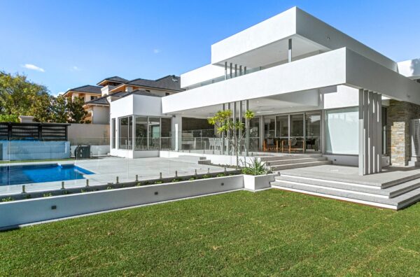 The Modernist: Floreat Contemporary Custom Home Perth