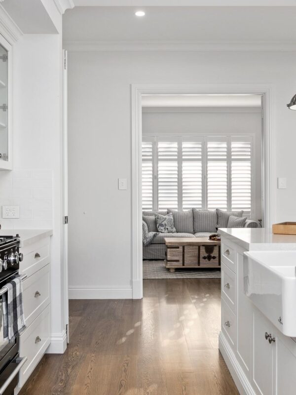 The Big Blue: Luxury Hamptons Home Perth