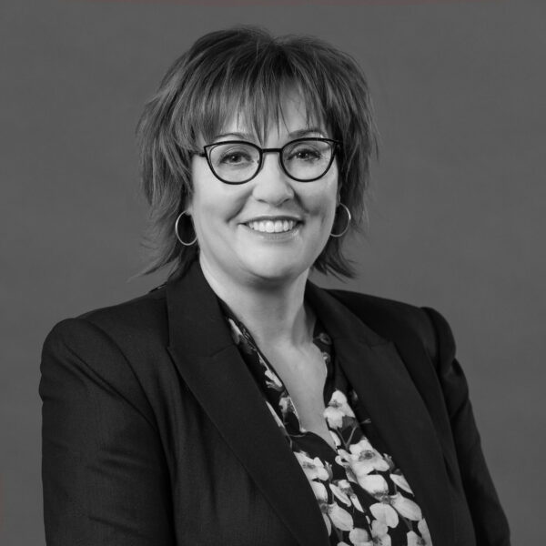 Gaynor Oswald homes sales consultant